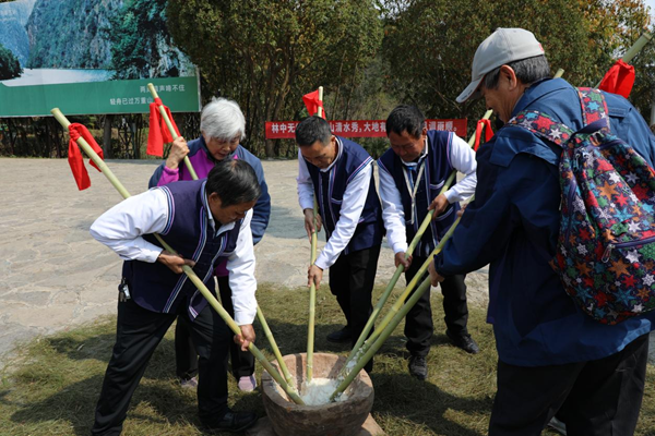 e256ad1a-f518-46e4-b8b6-d3c8999cd121